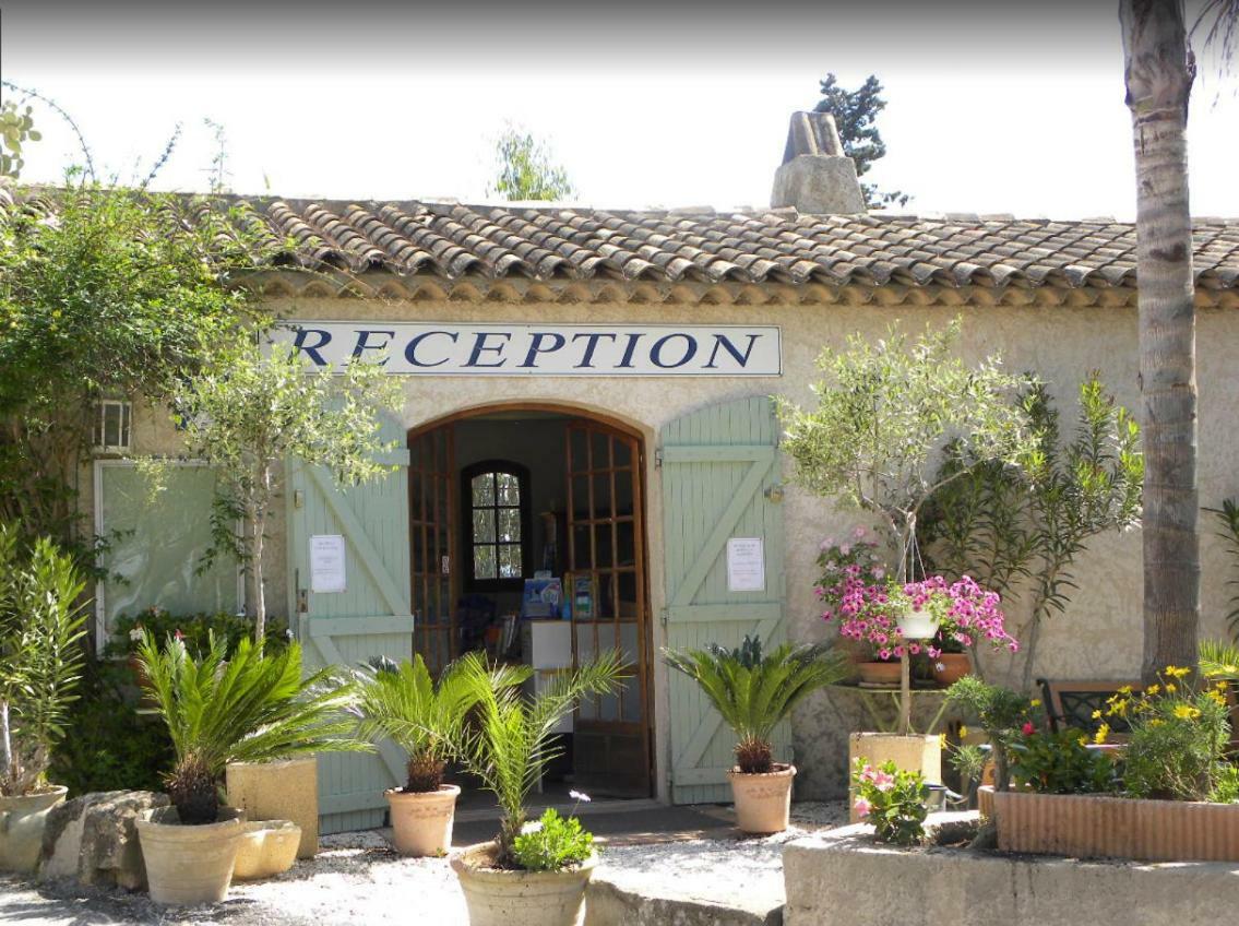 Mobile Home In Frejus, South Of France المظهر الخارجي الصورة