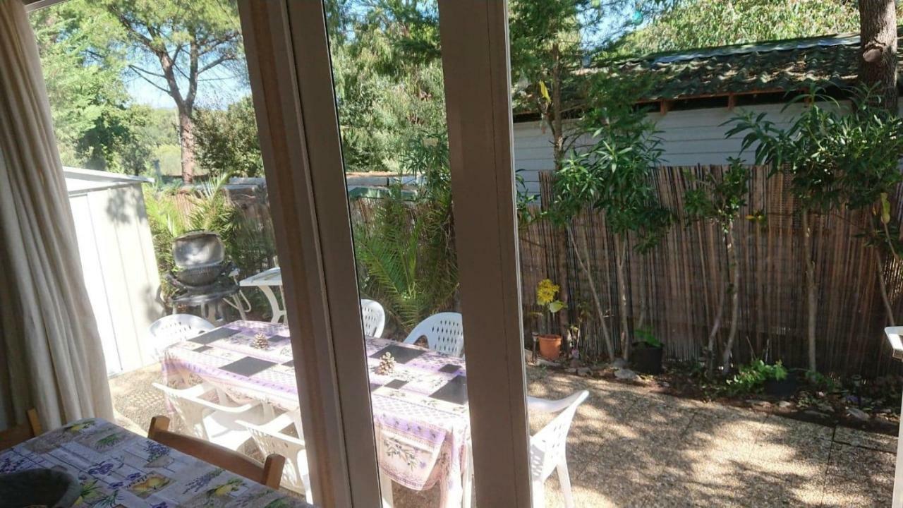 Mobile Home In Frejus, South Of France المظهر الخارجي الصورة